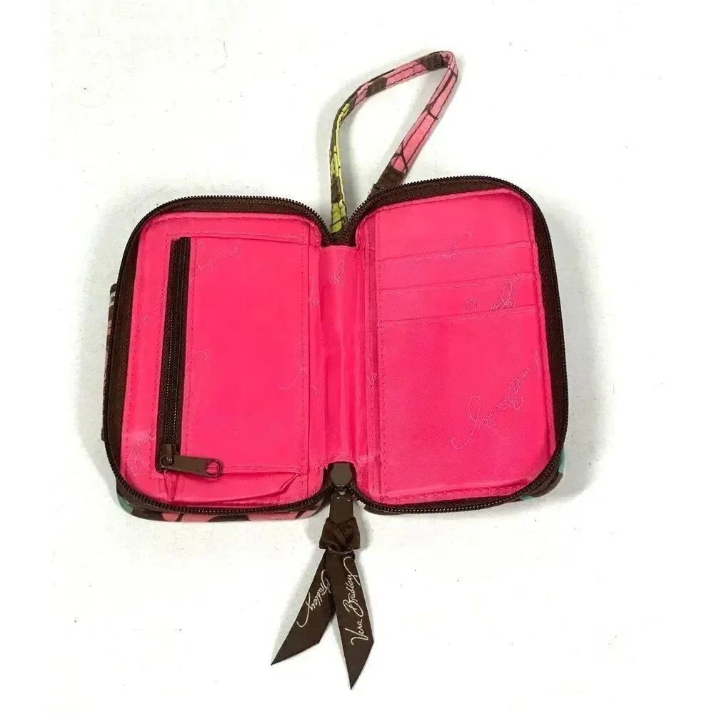 Vera Bradley pocket back